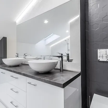 Inshiapartments On Hazova Str 5 Apartment