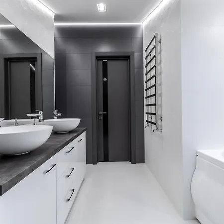 Apartment Inshiapartments On Hazova Str 5 Lviv