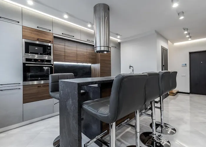 Inshiapartments On Hazova Str 5 Appartamento Leopoli